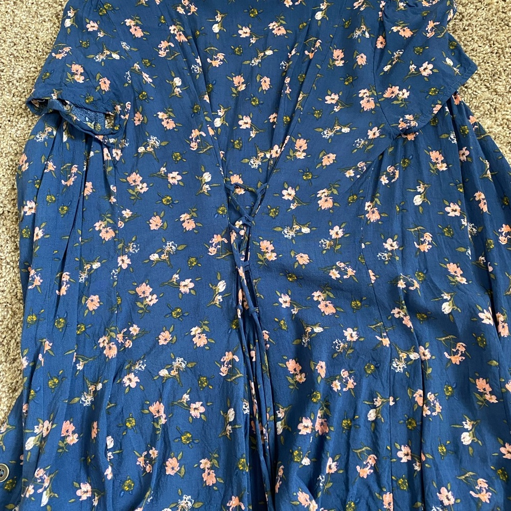 Rewind Floral Dress - Picture 3 of 5